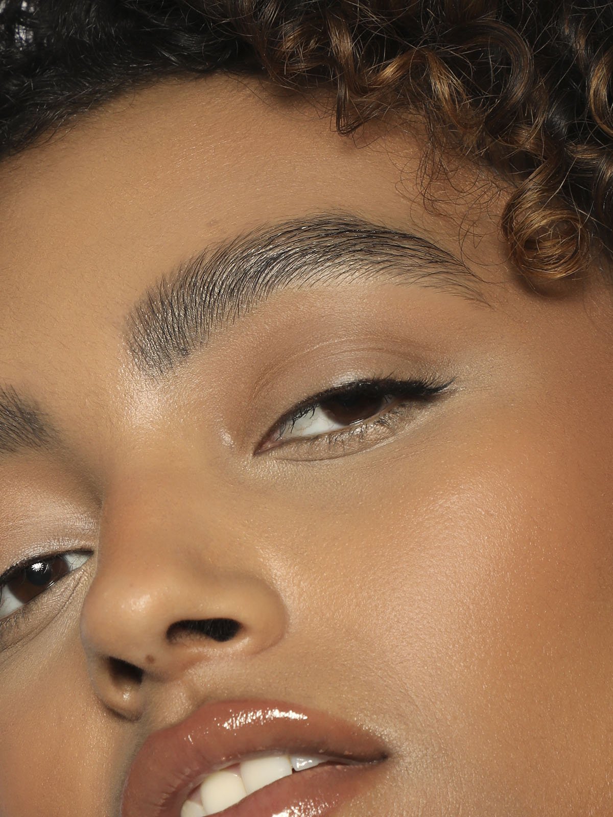 REFY Deep Brown Brow Tint + Dark Pencil on Model